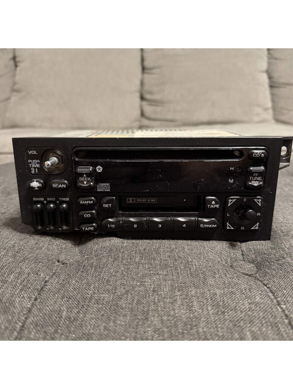 87-02 Dodge Chrysler Radio CD Cassette Player P04704383AF